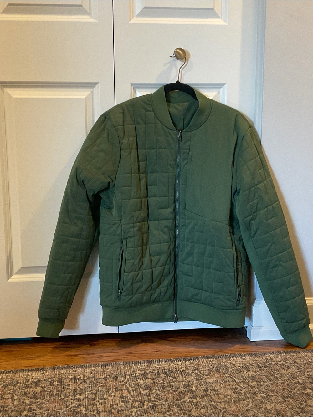 lululemon athletica Men's Quilted Bomber Jacket in Olive